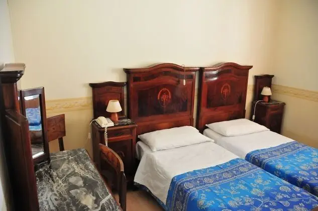 Classic Tek Büyük veya İki Ayrı Yataklı Oda, Özel Banyo