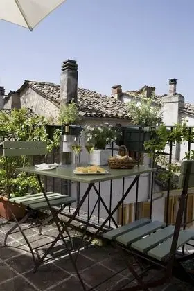 Tek Büyük Yataklı Oda, Teras