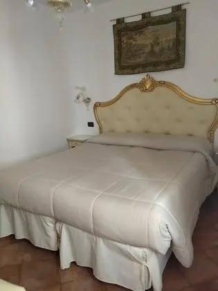 Classic Tek Büyük Yataklı Oda