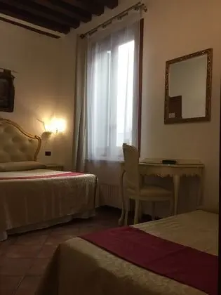 Classic Üç Kişilik Oda