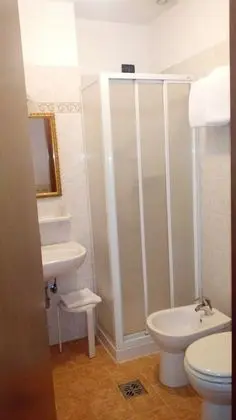 Classic Üç Kişilik Oda