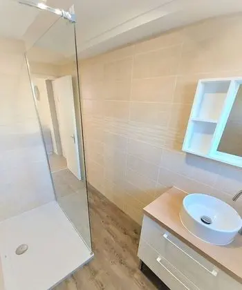 Apart Daire, Banyolu/Duşlu, Bahçe Manzaralı