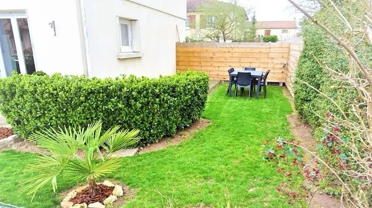 Apart Daire, Banyolu/Duşlu, Bahçe Manzaralı