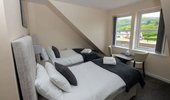 Comfort Tek Büyük veya İki Ayrı Yataklı Oda
