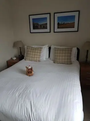 Tek Büyük Yataklı Oda (Small)