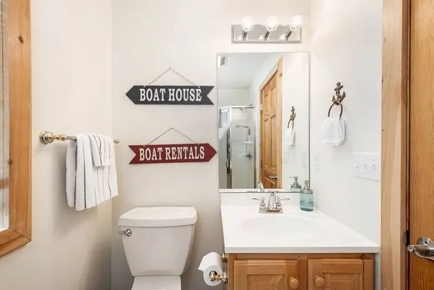 Ev, Birden Çok Yatak, Sıcak Su Havuzu