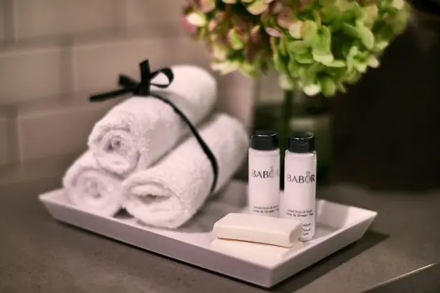 Deluxe Oda, 1 En Büyük (King) Boy Yatak ve Çekyat