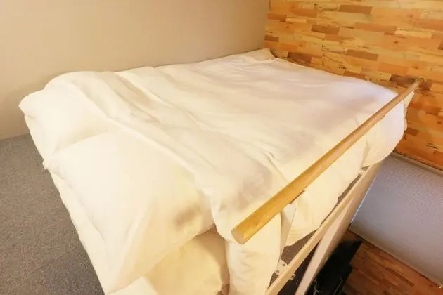 Business Tek Büyük Yataklı Oda