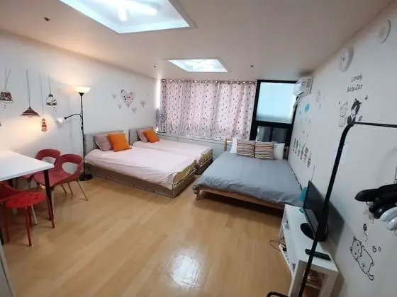Üç Kişilik Oda
