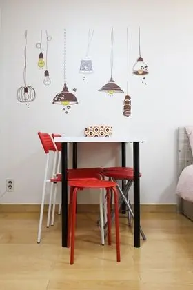 Üç Kişilik Oda