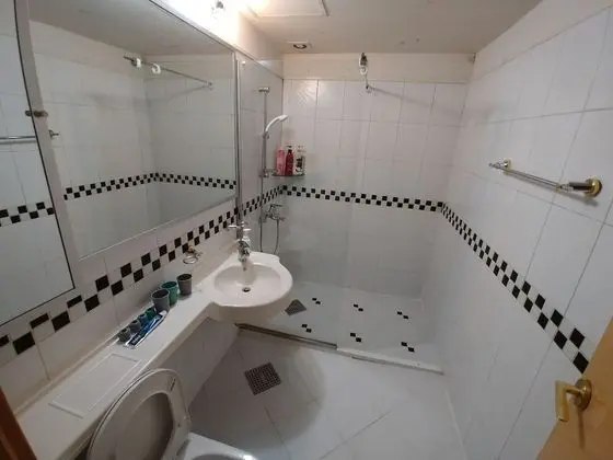 Üç Kişilik Oda