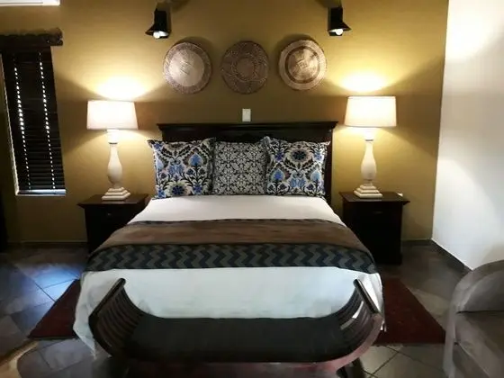 Luxury Tek Büyük Yataklı Oda