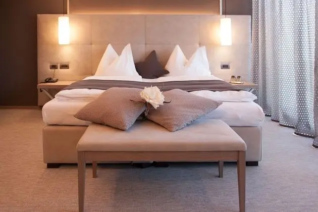 Deluxe Tek Büyük Yataklı Oda, Balkon (2 Person)