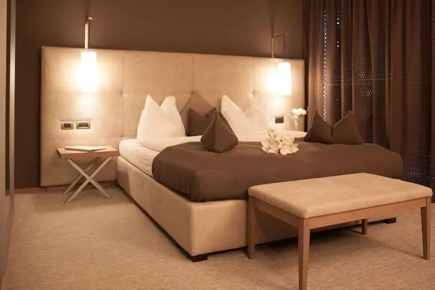 Deluxe Tek Büyük Yataklı Oda, Balkon (2 Person)