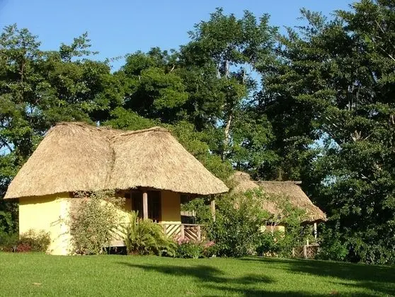 Kır Evi, Banyolu/Duşlu, Nehir Manzaralı