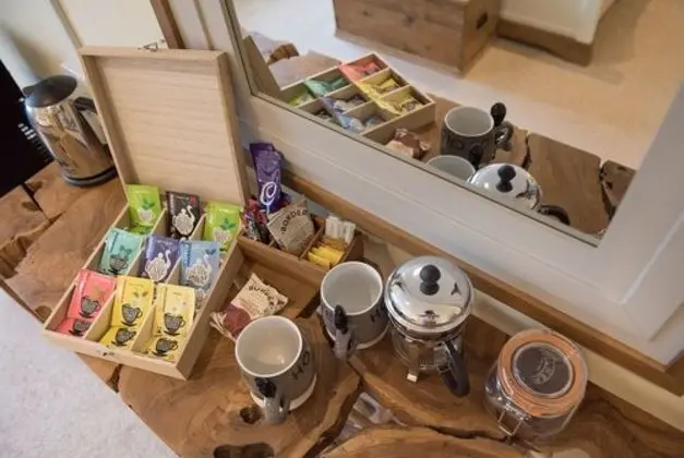 Luxury Tek Büyük Yataklı Oda (Hare)