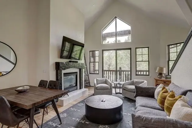 Daire, 2 Yatak Odası (Lodge at Brookside Loft)