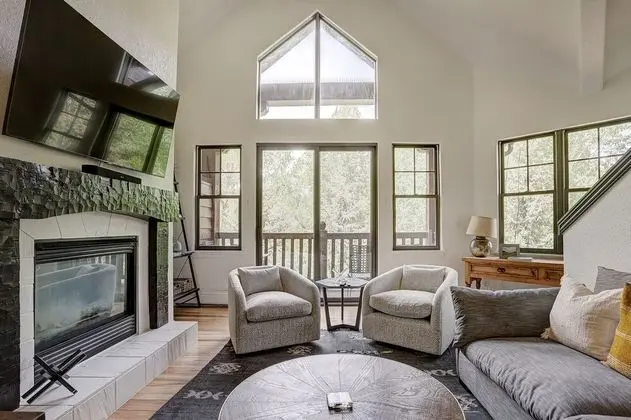 Daire, 2 Yatak Odası (Lodge at Brookside Loft)