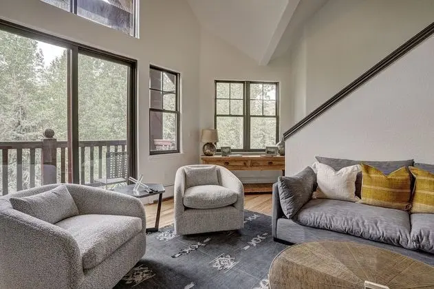 Daire, 2 Yatak Odası (Lodge at Brookside Loft)