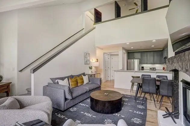 Daire, 2 Yatak Odası (Lodge at Brookside Loft)