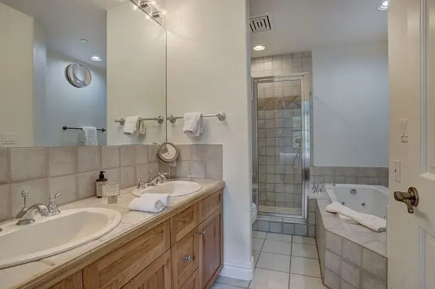 Daire, 2 Yatak Odası (Lodge at Brookside Loft)