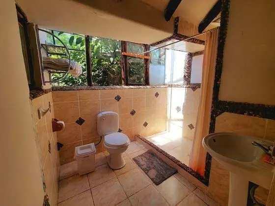 Üç Kişilik Oda, Özel Banyo, Bahçe Manzaralı