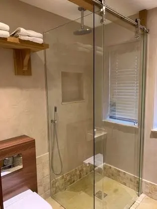 Comfort Tek Büyük Yataklı Oda, Banyolu/Duşlu