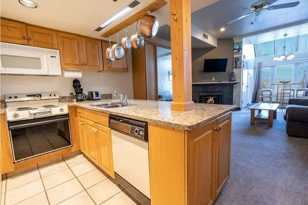 Lodge at the Mountain 150