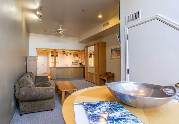 Lodge at the Mountain 150