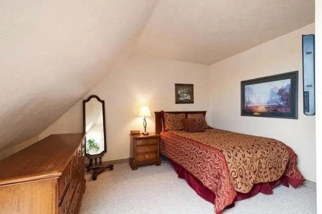 Lodge at the Mountain Unit 353
