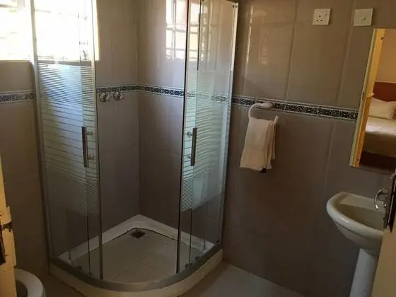 Executive Tek Büyük Yataklı Oda