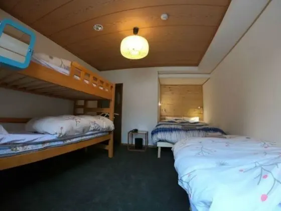 Dört Kişilik Oda, Birden Çok Yatak, Ortak Banyo