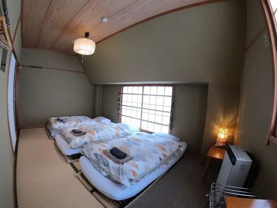 Traditional İki Ayrı Yataklı Oda, Ortak Banyo (Japanese Style B)