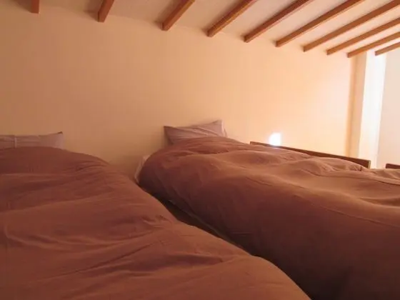 Dört Kişilik Oda, Ortak Banyo