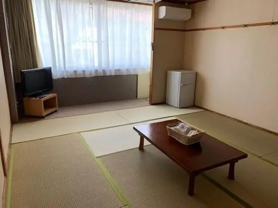 Traditional Oda (Japanese Style, for 7 People)