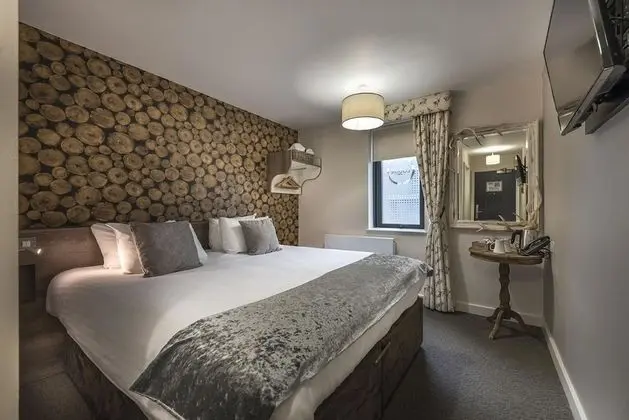 Standard Tek Büyük Yataklı Oda