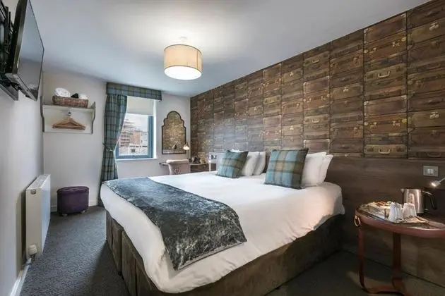 Superior Tek Büyük Yataklı Oda