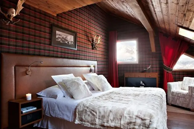 Room Lodge
