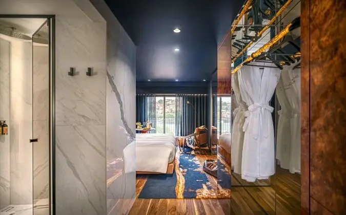 Deluxe Tek Büyük veya İki Ayrı Yataklı Oda