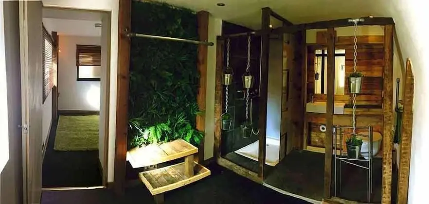 Tek Büyük Yataklı Oda (The Garden Store)