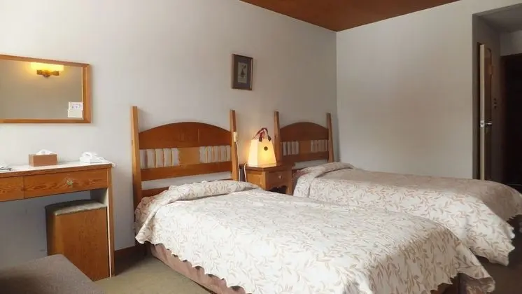 Basic İki Ayrı Yataklı Oda, Ortak Banyo, Dağ Manzaralı