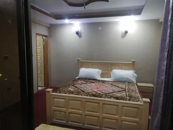 Deluxe Tek Büyük veya İki Ayrı Yataklı Oda, 6 Yatak Odası