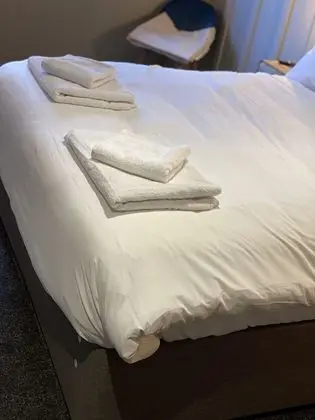 Üç Kişilik Oda