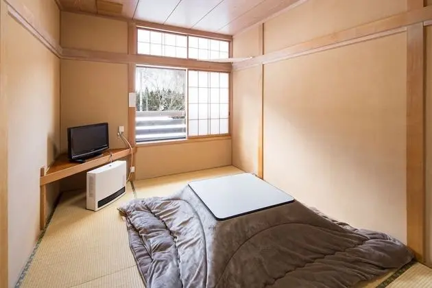 Traditional Oda (Japanese-style, For 3, 6 Tatami-mats)