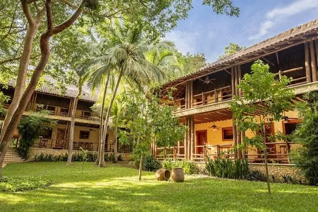 Honeymoon Çatı Katı (Loft), 1 En Büyük (King) Boy Yatak, Küvet, Havuz Manzaralı