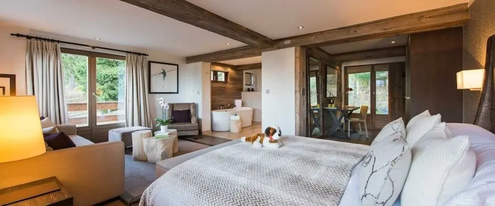 Deluxe Oda, 1 En Büyük (King) Boy Yatak (Large Bedroom)