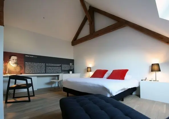 Comfort Tek Büyük veya İki Ayrı Yataklı Oda