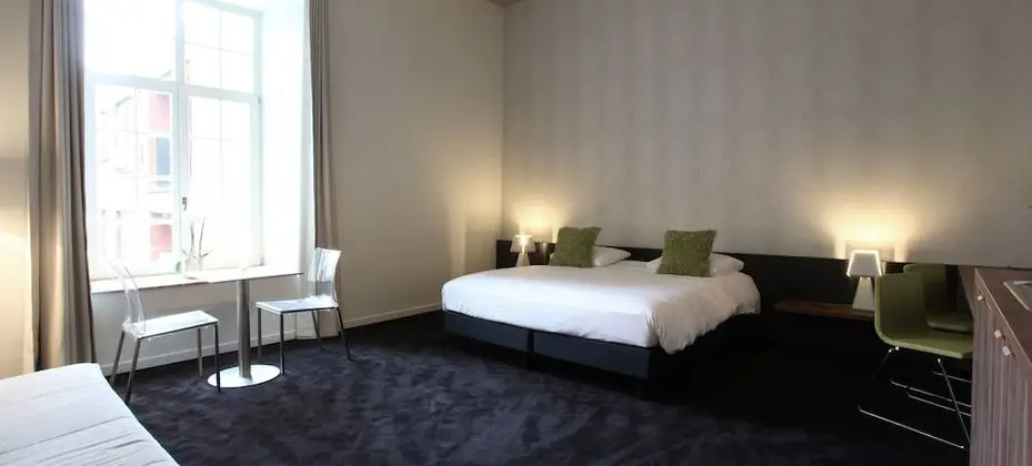 Comfort Tek Büyük veya İki Ayrı Yataklı Oda