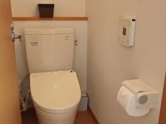 Economy Tek Büyük veya İki Ayrı Yataklı Oda, 2 Tek Kişilik Yatak, Ortak Banyo, Köşe
