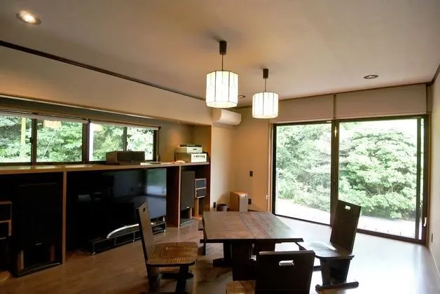Ev (Private, Stay 3 Nights Pay 2 Nights)